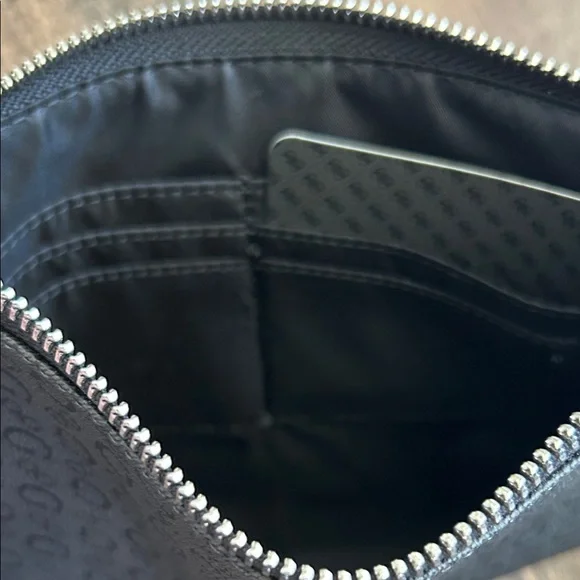 GUESS Charcoal Embossed woman’s Wristlet wallet - Picture 3 of 6